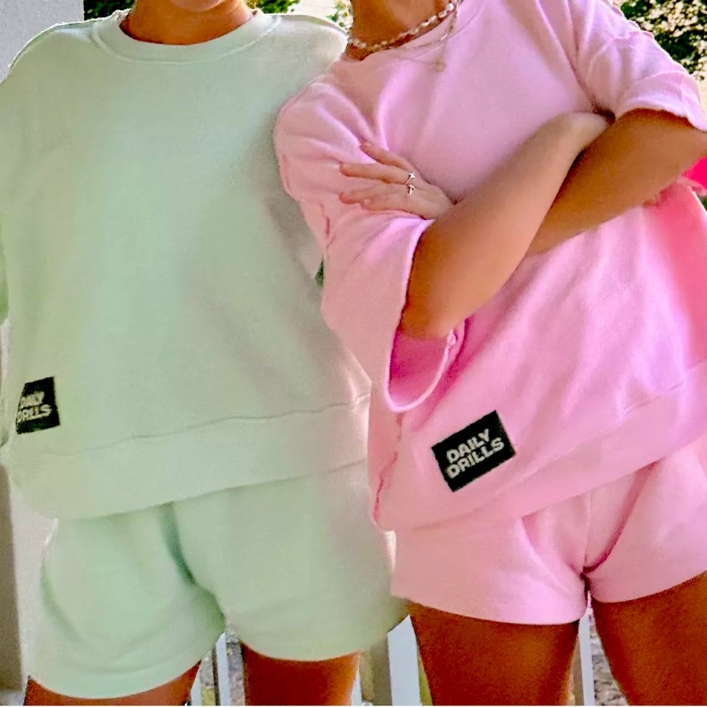 ISO DAILY DRILLS CROPPED SLEEVE CREW

DO NOT BUY